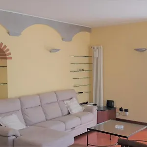 Meta Italy Sui Navigli Apartamento